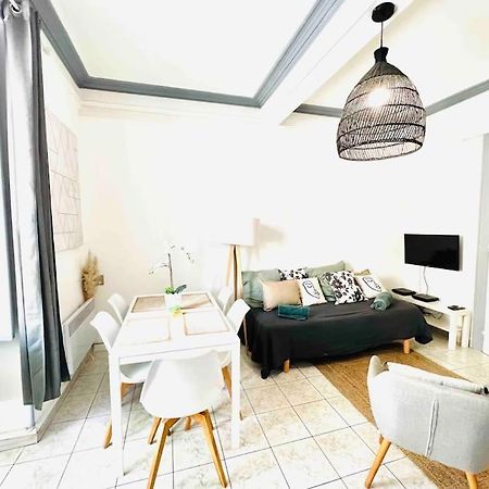 Appartement En Centre Ville, Wifi Et Tram Montpellier Buitenkant foto