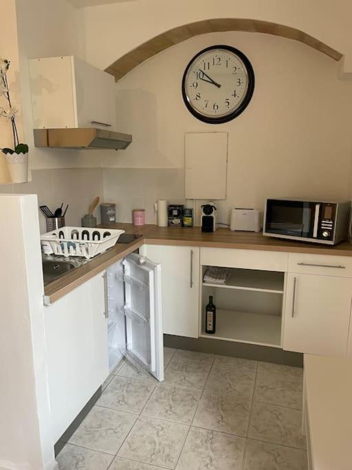Appartement En Centre Ville, Wifi Et Tram Montpellier Buitenkant foto