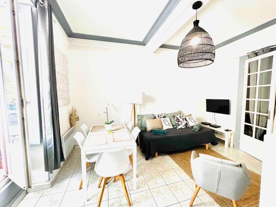 Appartement En Centre Ville, Wifi Et Tram Montpellier Buitenkant foto
